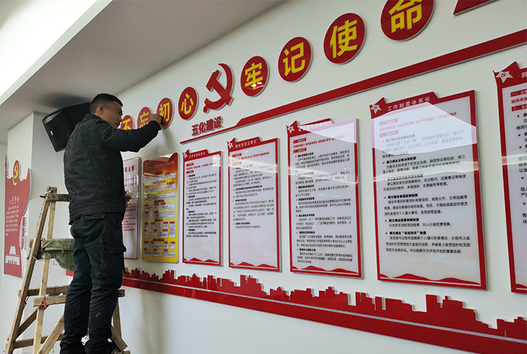 �h�T���(d��ng)��